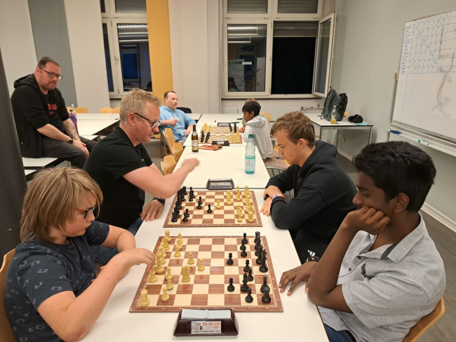 Kabishan und Paul gewinnen Tandemturnier