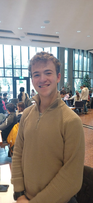 Sensation beim Staufer-Open: Paul Osterried besiegt Vizeweltmeister (ACO) Dieter Bauer